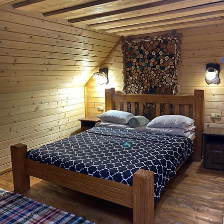 Номер 6 Садиба У Ані Synevyrs'ka Polyana Ngoại thất bức ảnh